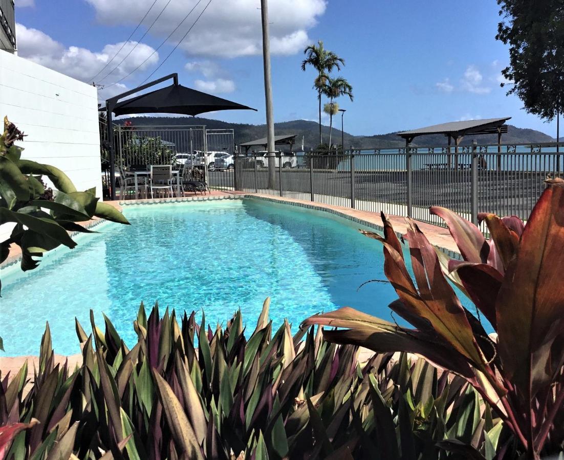 Whitsunday Waterfront Apartments エアリービーチ エクステリア 写真